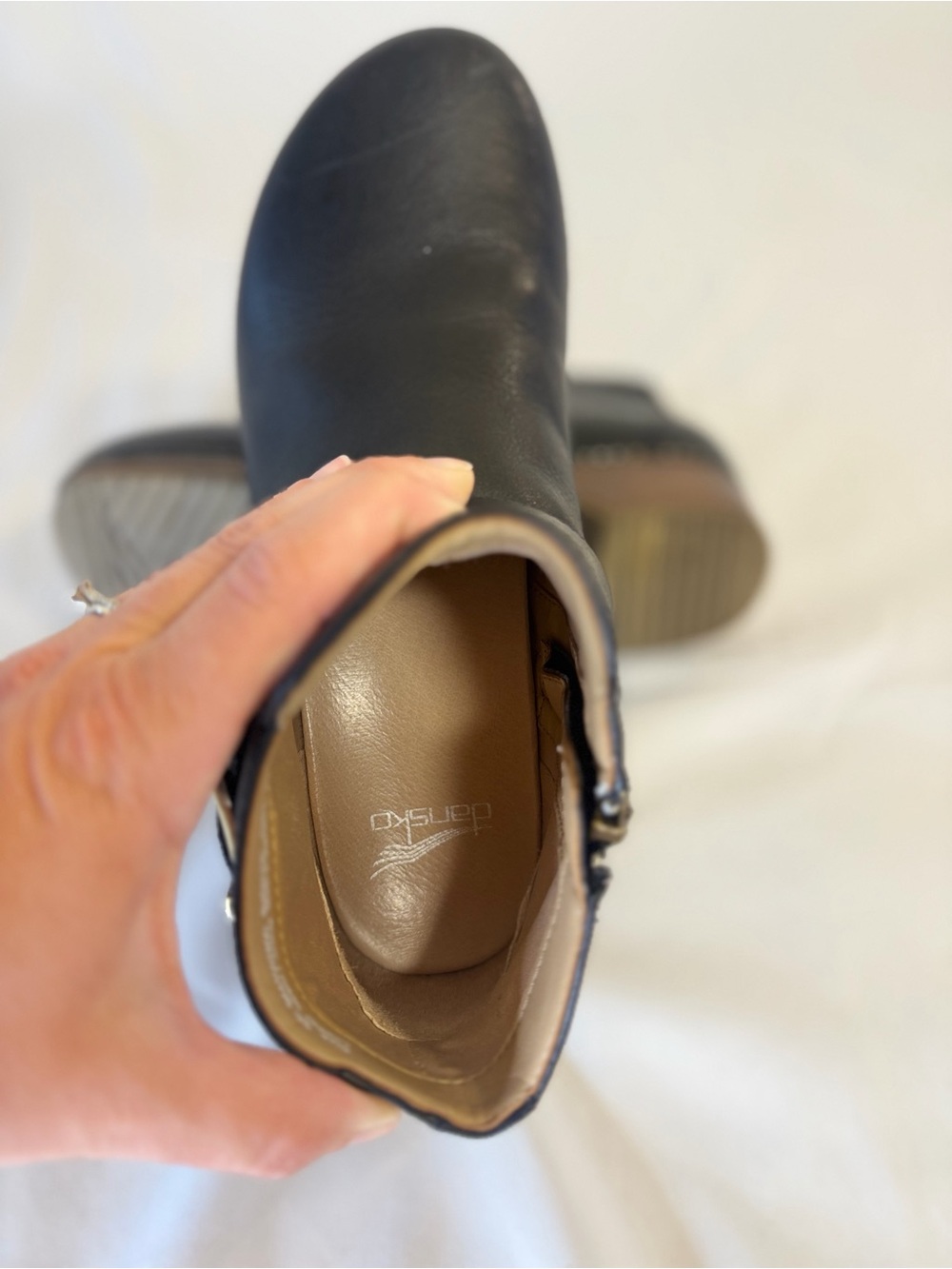 Dansko Brennan Black Leather Comfort Buckle Boots, size 39. Small scuff. - Picture 8 of 8